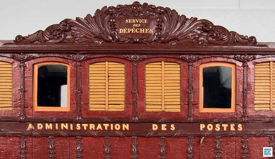 Détail - Prévot, maquettiste décorateur -Modèle réduit du wagon-poste Paris-Rouen 1845