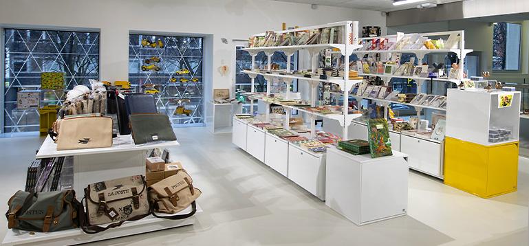 Photo of the bookstore and stationery universe of the store